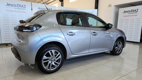 Peugeot 208 1.6 Allure