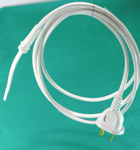 100 Cables Inyectados Con Enchufe