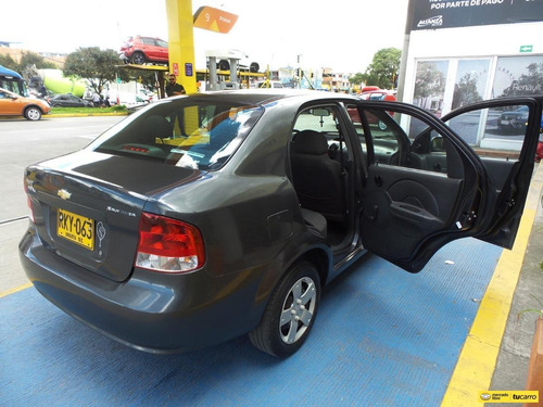 Imagen 13 de 25 de Chevrolet Aveo