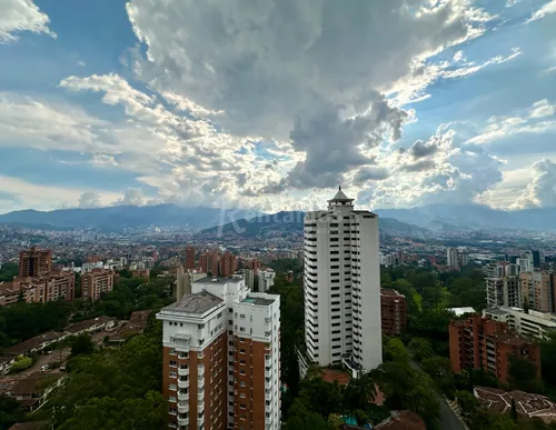 Apartamento En Arriendo En El Poblado. Cod A776155
