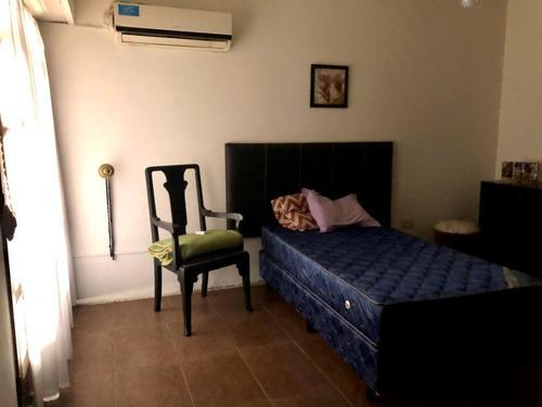 Imagen 2 de 14 de Casa - Ituzaingó