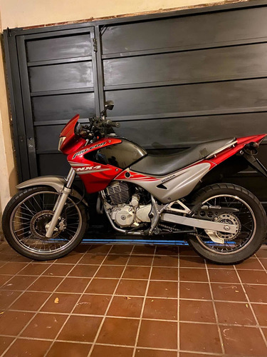 Imagen 4 de 6 de Honda Falcon Nx400
