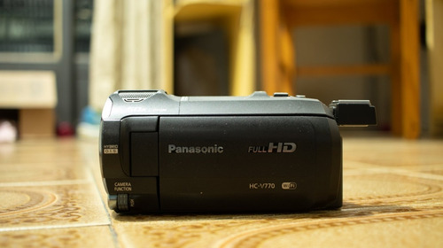 Filmadora Panasonic Hc-v770k