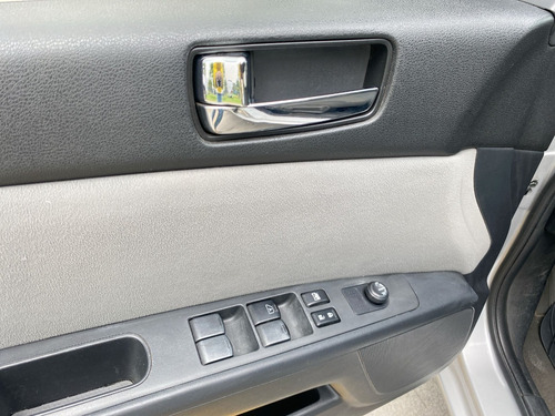 Imagen 21 de 25 de Nissan Sentra 2010