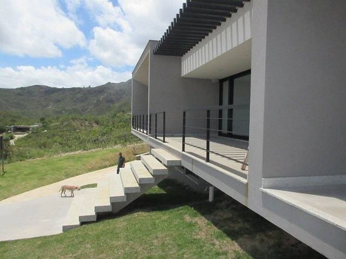 Casa A Venda No Quintas Do Morro - 510 M² - Bcp97
