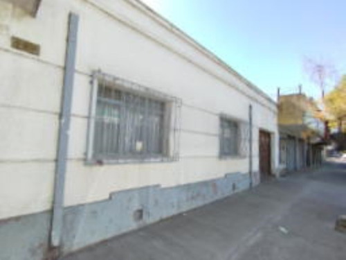 Imagen 1 de 22 de Amplio Sitio En Venta En Los Angeles