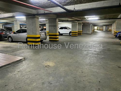 Apartamento Ph En Venta En Macaracuay. 333m2