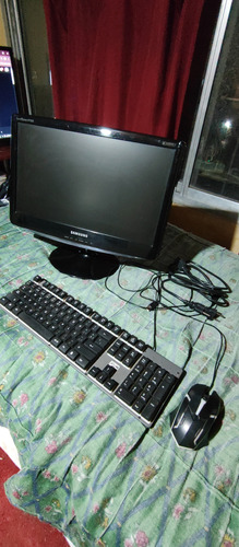 Pc Banghó Cross B02 Intel Celeron 22 4gb 240ssd W11 Outlet (Usado)
