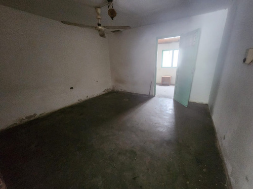 Villa Azalais - Escolastico Magan 1100 - Casa En Venta