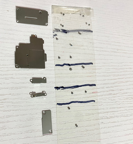 Tornillos Blindajes Principales Iphone 12 Original De Equipo (Usado)