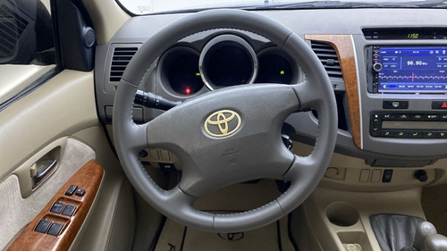 Imagen 19 de 25 de Toyota Fortuner