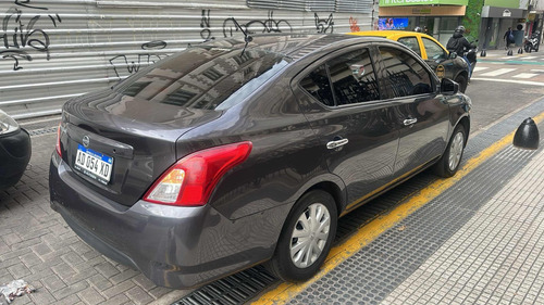 Nissan Versa 1.6 Advance At