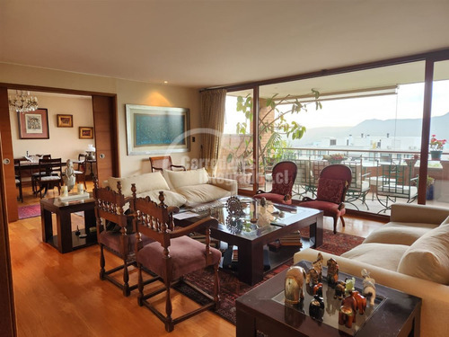 Departamento En Venta De 5 Dorm. En Las Condes