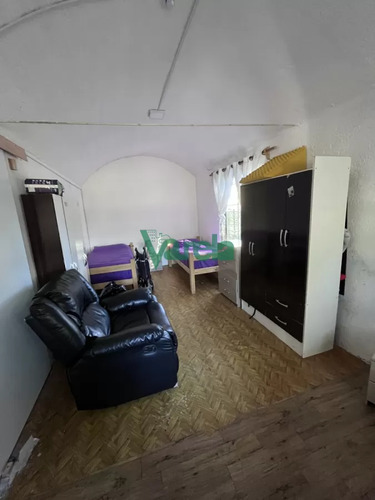Casa En Venta En El Pinar Al Norte 3 Dorm!!