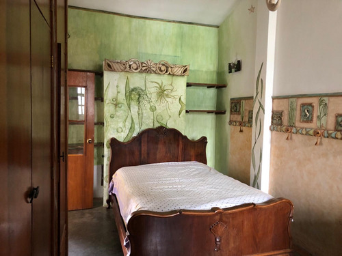 Vendo Casa De 2 ´pisos Los Sauces,220m2,4 Hab 3 Baños, 2 Aptos Con Entrada Independiente