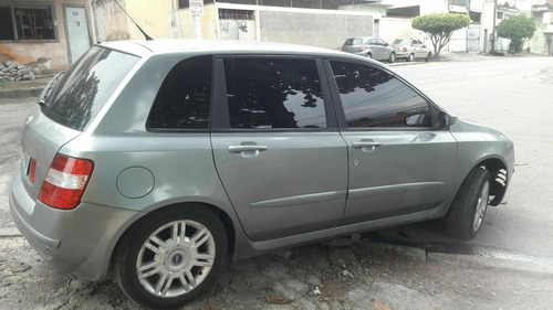 Imagem 2 de 7 de Fiat Stilo 2007 1.8 8v Flex 5p