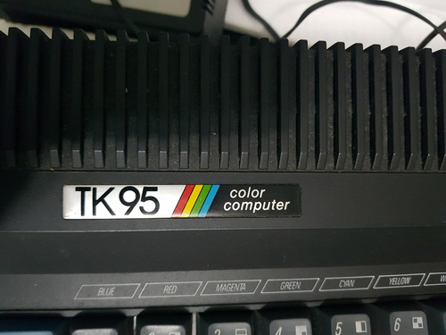 Computador Antigo Microdigital Tk 95 Color Computer Na Caixa (Usado)