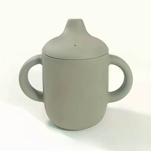 Vaso Silicona Bebé Antiderrame Con Asas Y Tapa Con Boquilla Verde Musgo
