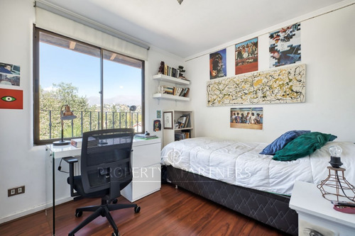 Excelente Casa Chilena En Condominio, El Huinganal