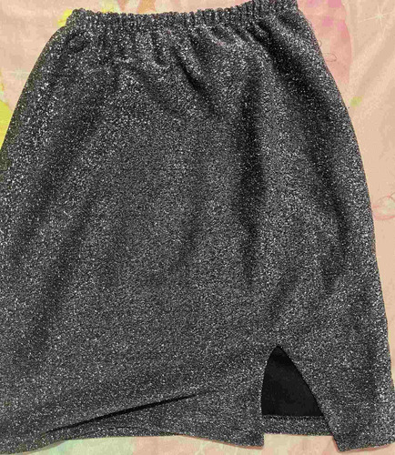 Imagen 3 de 3 de Ropa