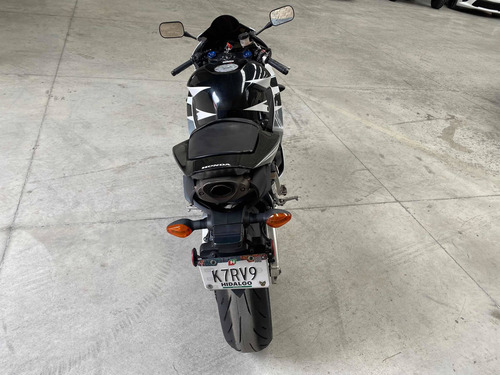 Imagen 2 de 8 de Honda Cbr 600rr