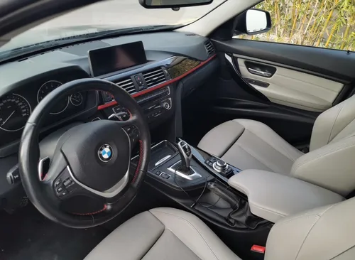 BMW Serie 3 2.0 328ia Sport Line aut