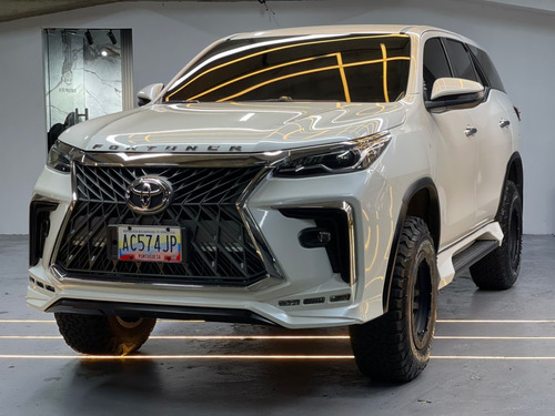 Toyota Fortuner 2023