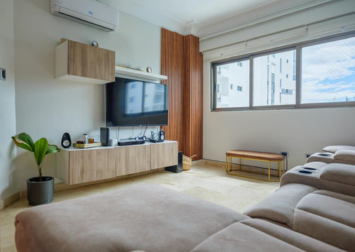 Vendo Apartamento En 8vo Piso En Ensanche Naco Con 3 Habs