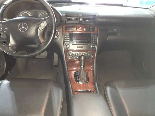 Imagen 8 de 12 de Mercedes-benz C280