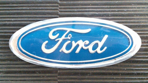 Insignia De Baúl Ford Falcon 1978 Al 1981 Con Perno 