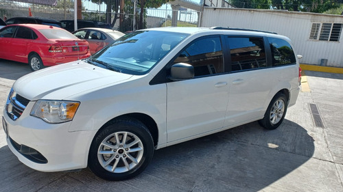 Dodge Grand Caravan 3.7 Sxt At