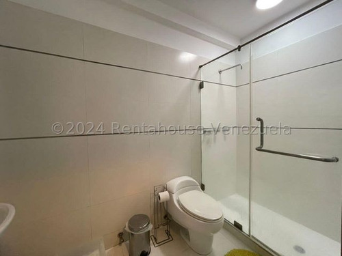 Magnifica Propiedad En Este Exclusivo Conjunto Residencia Piedras Pintada 25-1715