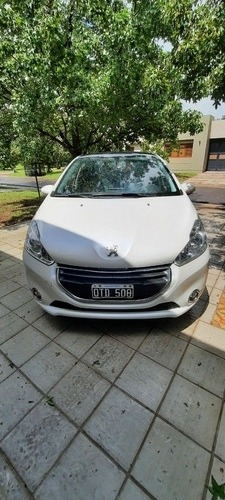 Peugeot 208 Allure 1.6 Touchscreen 5 Puertas Modelo 2015