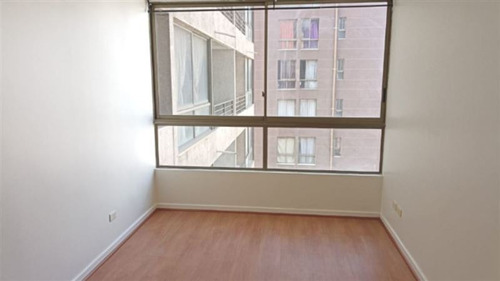 Imagen 10 de 16 de Departamento En Arriendo De 1 Dorm. En Estación Central