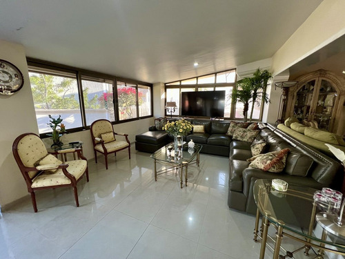 Casa En Venta En El Palomar