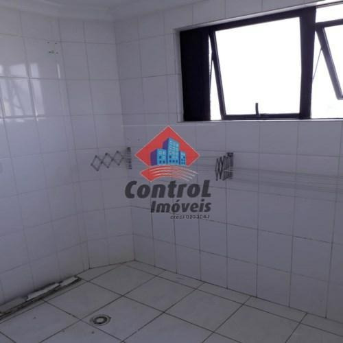 Imagem 11 de 21 de Apartamento - Ref: 03391