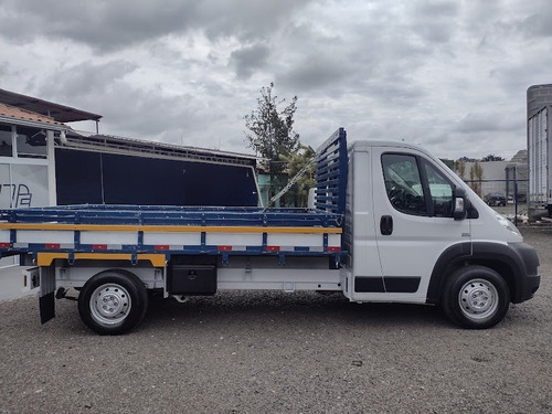 Imagem 12 de 15 de Van Utilitário Ducato Carroceria 2021 Com 7.000 Km