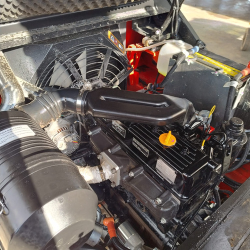 Empilhadeira Off Road, Maximal 3.5 Ton Semi Nova Diesel