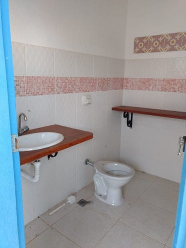 Chalé Pode Ser Usado Como Casa Ou Ponto Comercial , Beira Da Rodovia 354 , 140 M2 De Construção , Terreno Com 340 M2. - 435