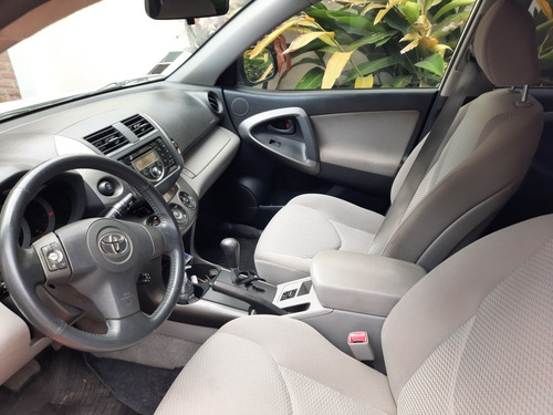 Toyota Rav4 2.4 4x4 At 2013