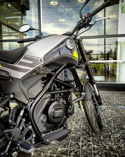 Benelli Leoncino 250 Abs - Gris - Benelli Store Pilar