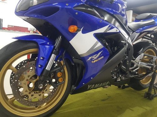 Yamaha R1