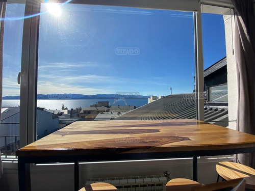 Turístico Hotel Vista Al Lago En Venta En Centro De Bariloche, Bariloche, Patagonia