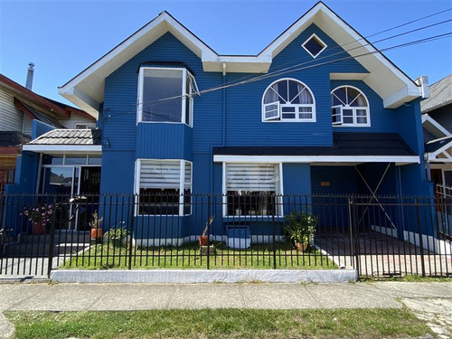 Casa En Venta De 5 Dorm. En Puerto Montt