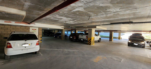 Cocheras En Venta Subterraneas Y Semi-cubiertas En Edificio Amaneceres Office - Oportunidad -inversion