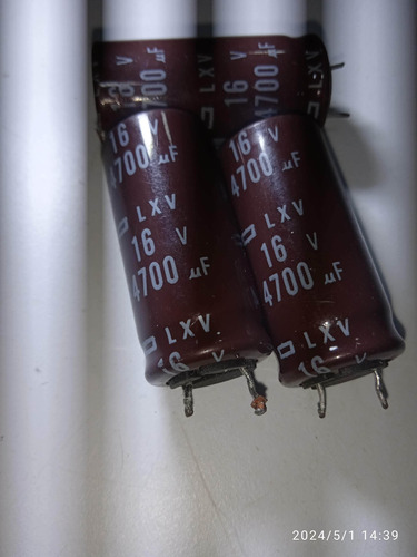 3 Pack Condensador 16v 4700uf 105° 100% Operativo Usado (Usado)