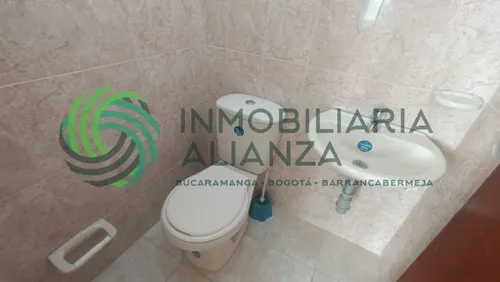 Oficina En Arriendo En Bolivar. Cod A14842
