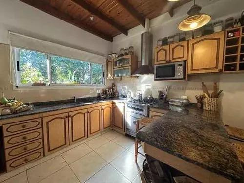 Casa En Venta - 3 Dormitorios 2 Baños - 150mts2 - General Alvarado