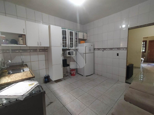 Imagem 4 de 23 de Casa 4 Quartos, 2 Suítes E Garagem Para 4 Carros No Jardim Riacho Em Contagem - 27397