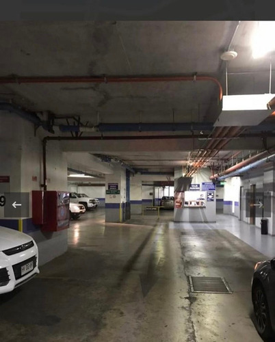 Estacionamiento A Pasos De Mall Parque Arauco